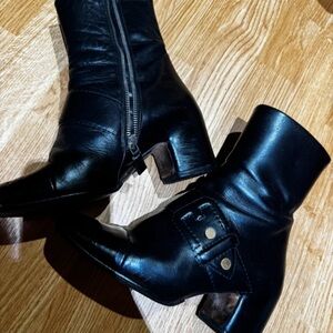 Marc Jacobs Black Leather Heeled Boots
